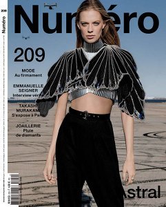 [法国版]Numéro – Décembre 2019 – Janvier 2020 (No. 209)时尚电子杂志PDF下载